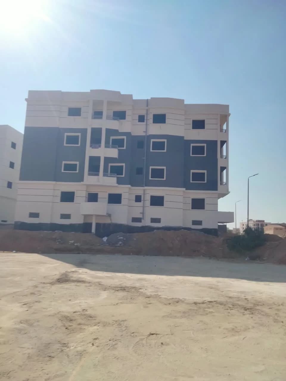 شقة 3 غرف للبيع في المنطقة 29 — مدينة السادات (صورة 2)